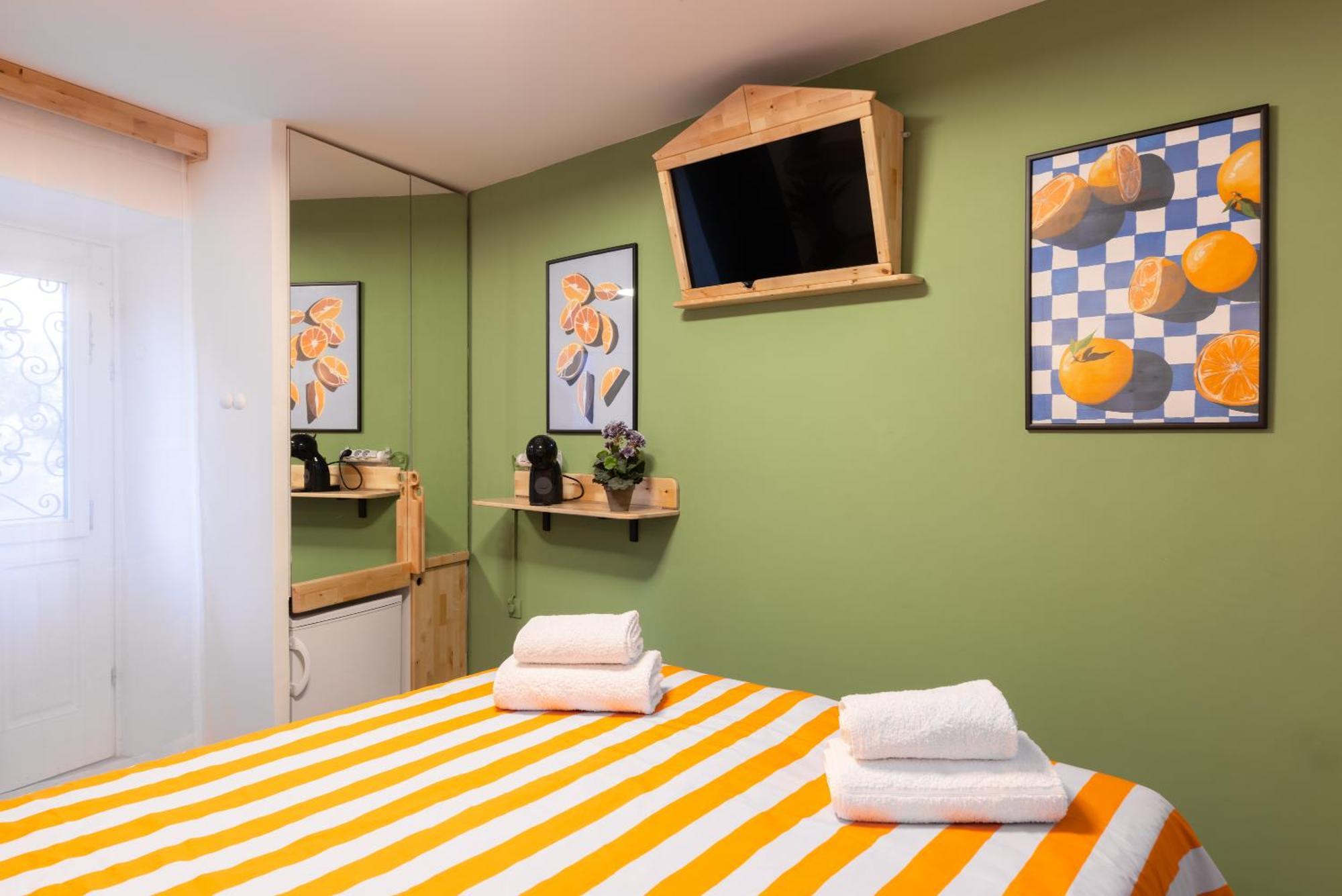 Appartement & Split-two Different Units!